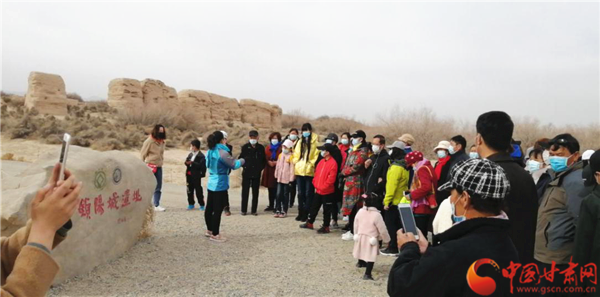 “引客入瓜”開門紅！瓜州迎來景區(qū)復(fù)工后首個旅行團(tuán)