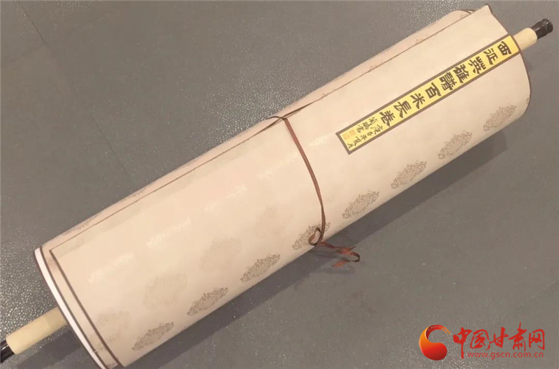 高臺(tái)縣文聯(lián)創(chuàng)作書法作品百米長(zhǎng)卷《西征英雄譜》受關(guān)注