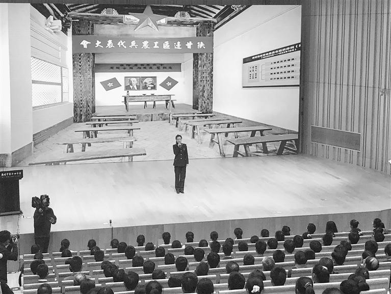 蘭州市開(kāi)展“學(xué)黨史、頌黨恩、跟黨走”紅色文化進(jìn)校園活動(dòng)