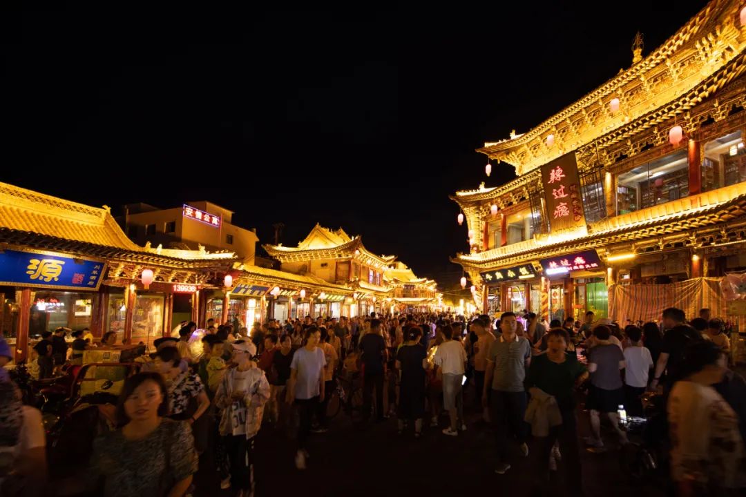 古風(fēng)、華美、浪漫、美味……現(xiàn)實(shí)版“清明上河圖”，就在這里！