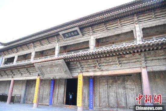 圖為張掖大佛寺建筑外圍。　楊艷敏 攝