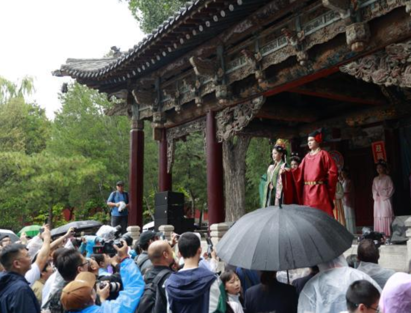 千年晉祠再現(xiàn)宋制婚俗 多元形式創(chuàng)新文化表達(dá)